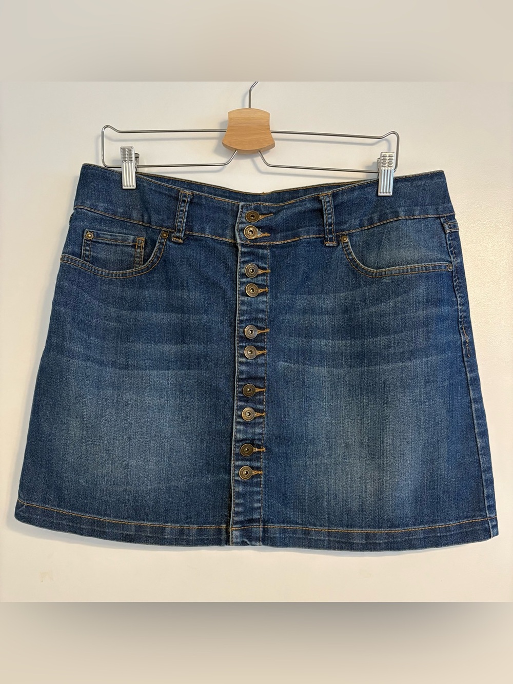 Classic Button-Front Denim Skirt - Blue